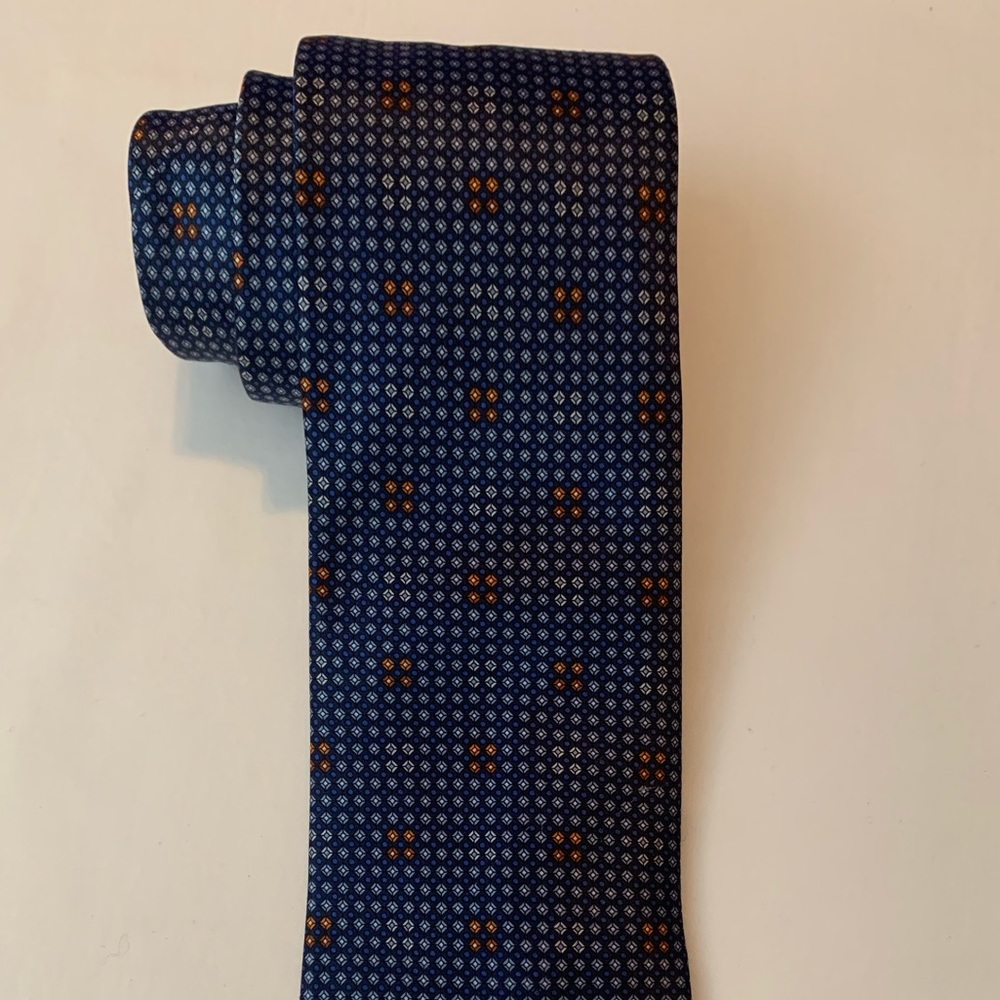 Brioni silk tie